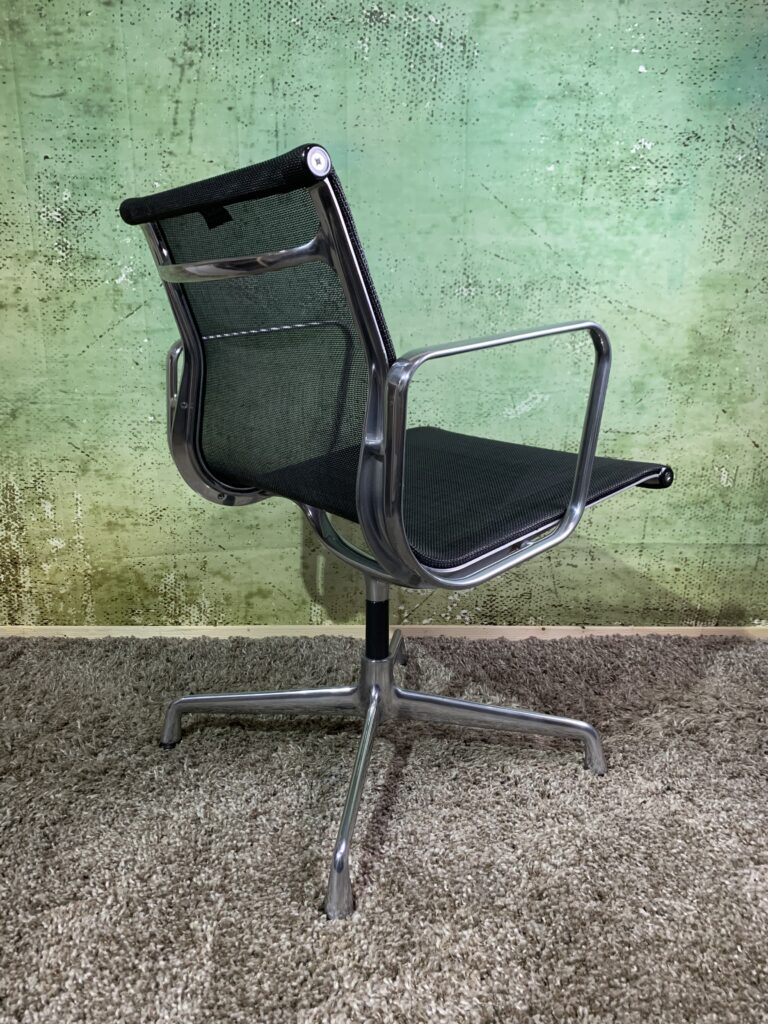 Vitra EA108 netwave nero